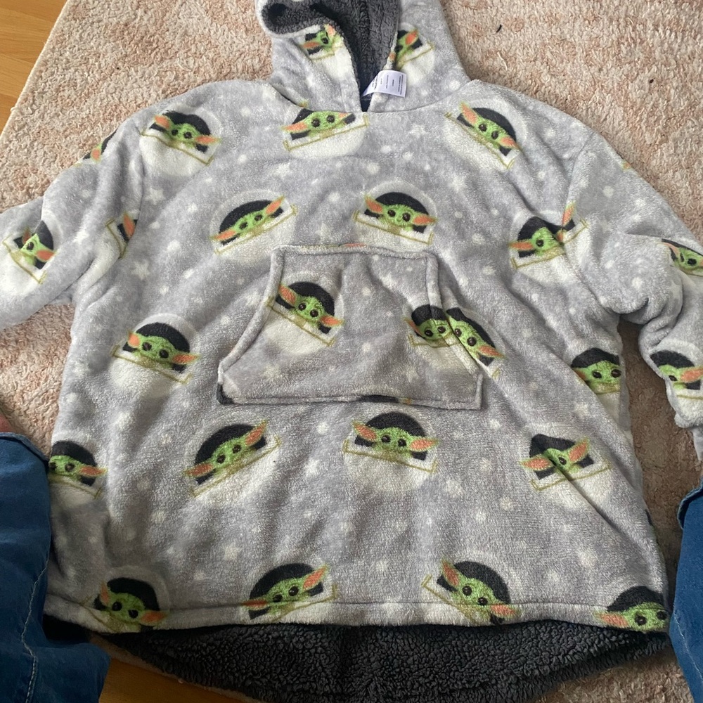Star Wars Gray Hoody/Blanket